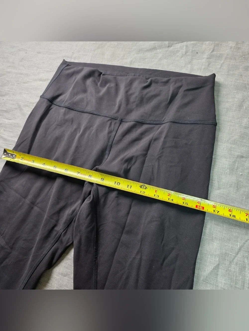 Lululemon Align HR Crop 23